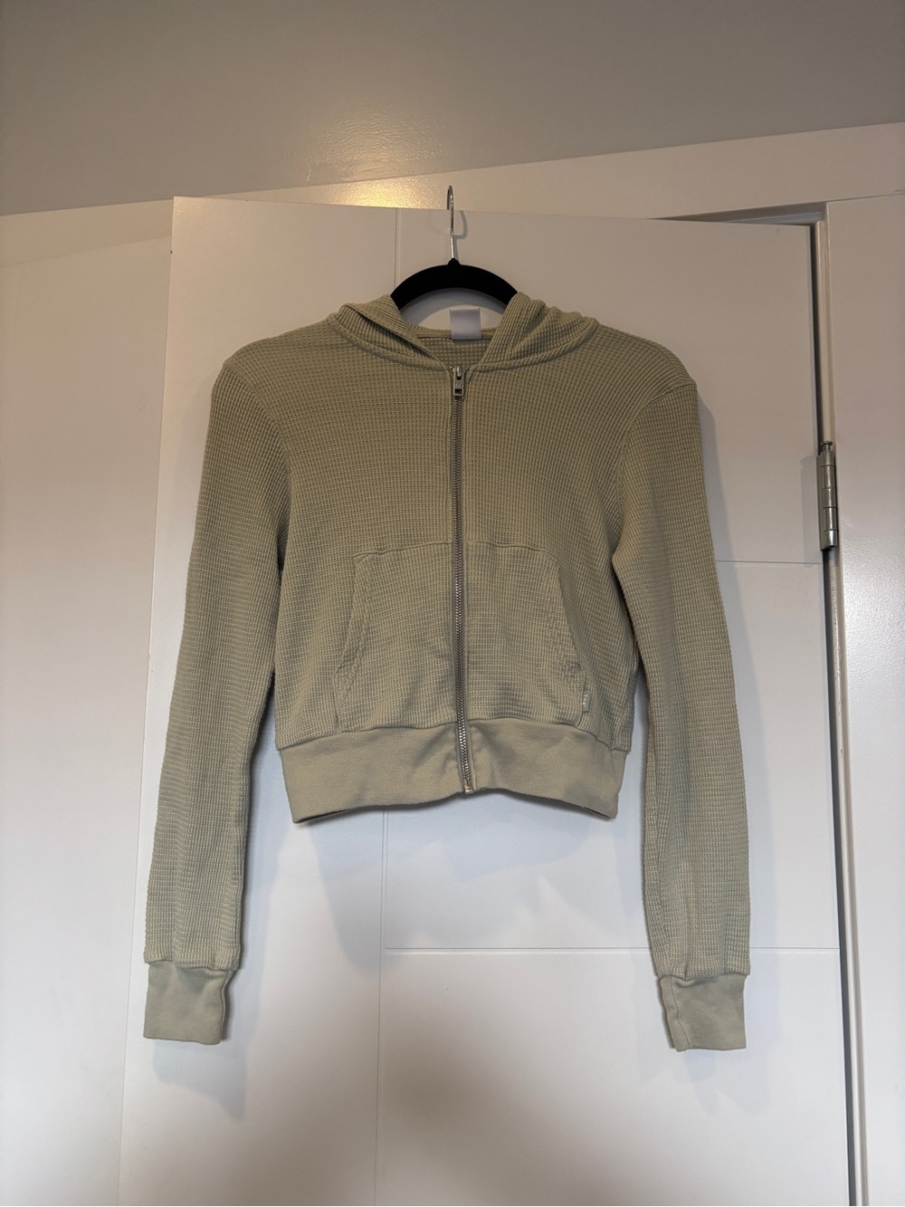 TNA Cropped Waffle-Knit Zip Hoodie in Sage Green